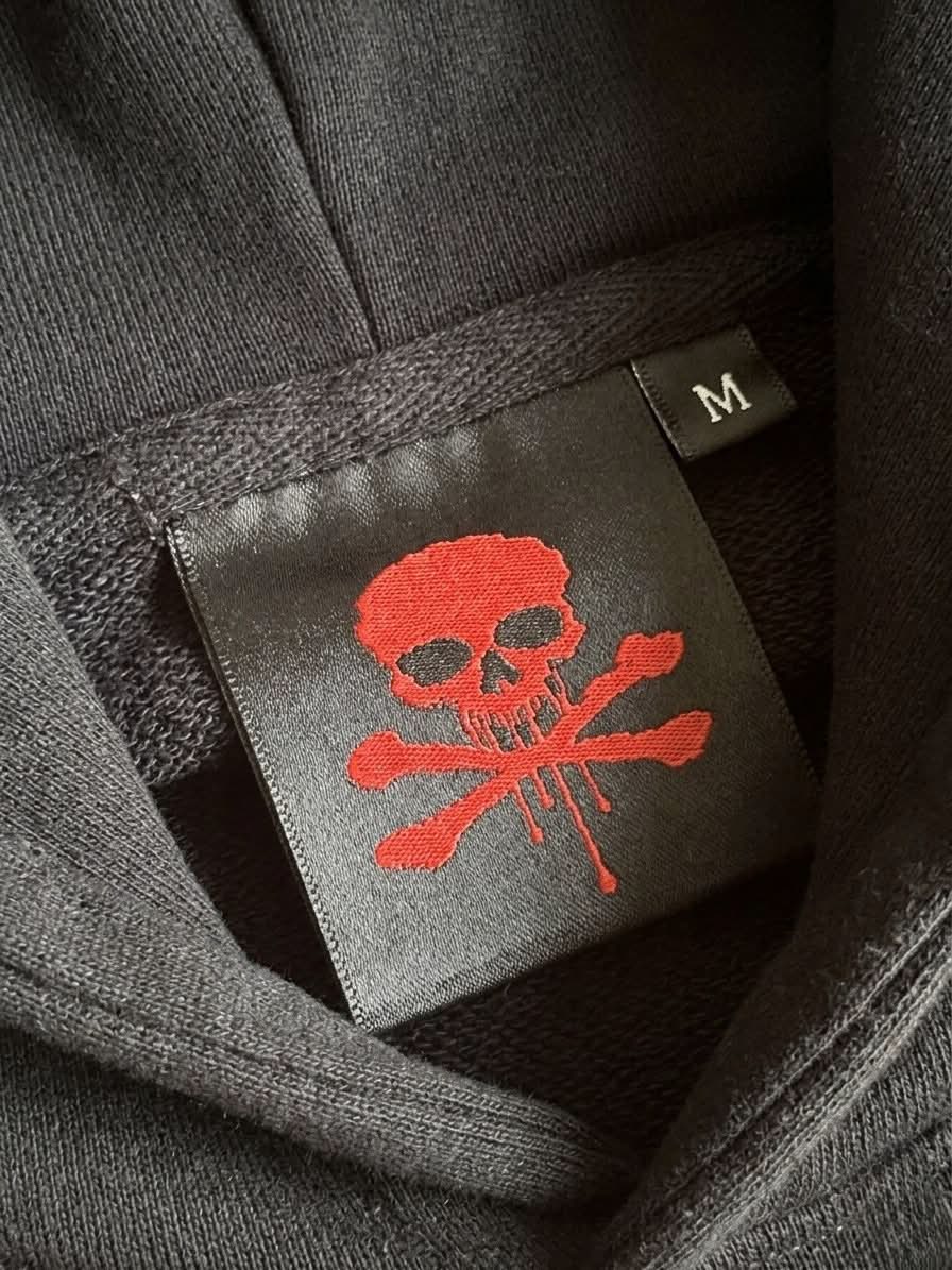 "level of violence (love)" hoodie
